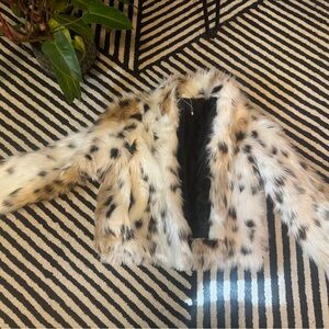 Stylish Faux Fur Leopard Print Jacket